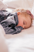 Load image into Gallery viewer, Organic-Natural-eco-friendly-cotton-single-size-white-jersey-fitted-sheet-set-baby-sleeping