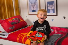Load image into Gallery viewer, organic-cotton-quilt-cover-set-Racing-car-Red-single-Display-boy-sitting-on-bed